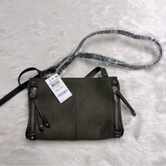 NWT INC International Concepts Giigi Crossbody olive green with Gold Accents‎ - Picture 1 of 4